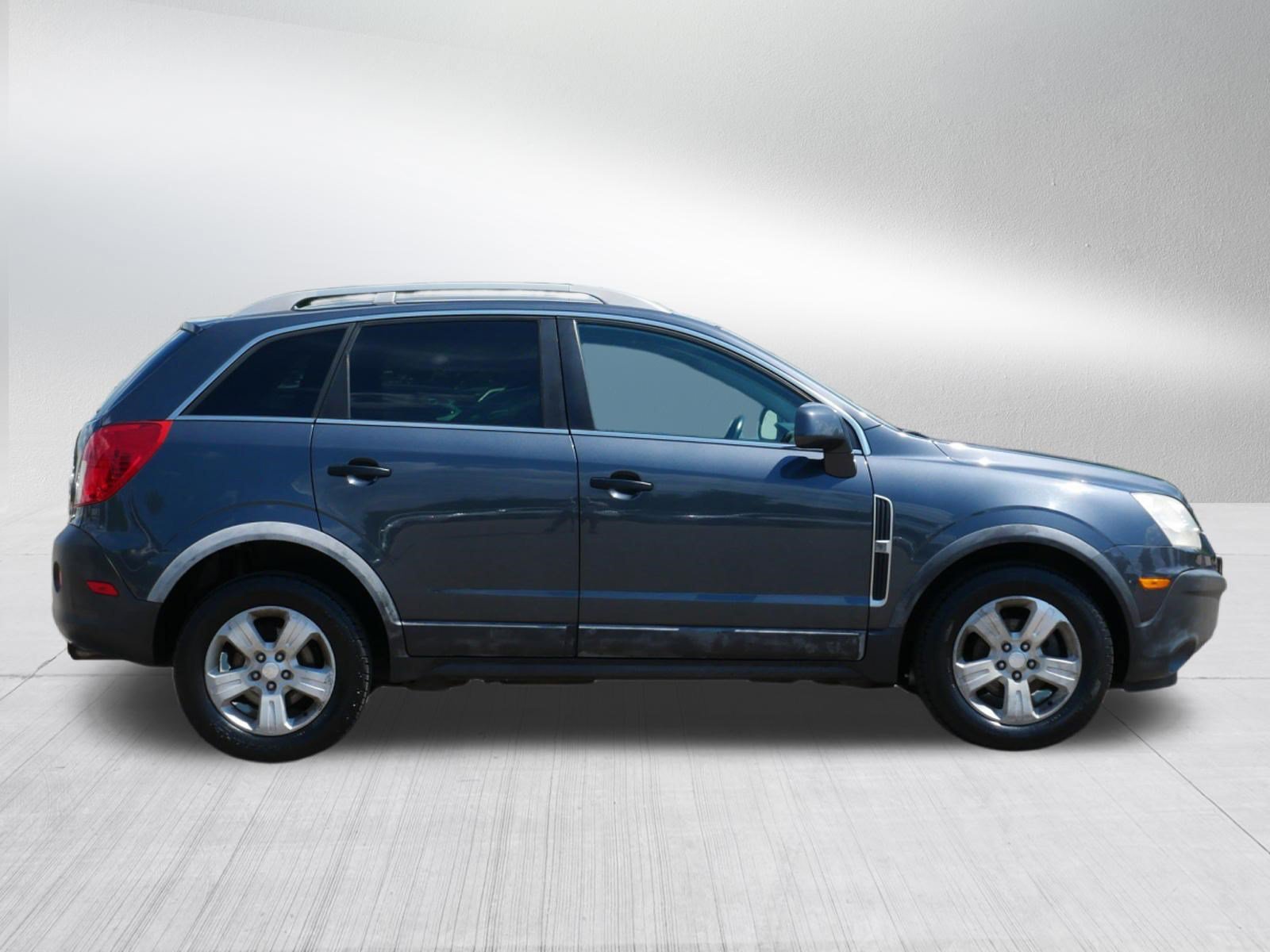Used 2013 Chevrolet Captiva Sport LS FWD image 8