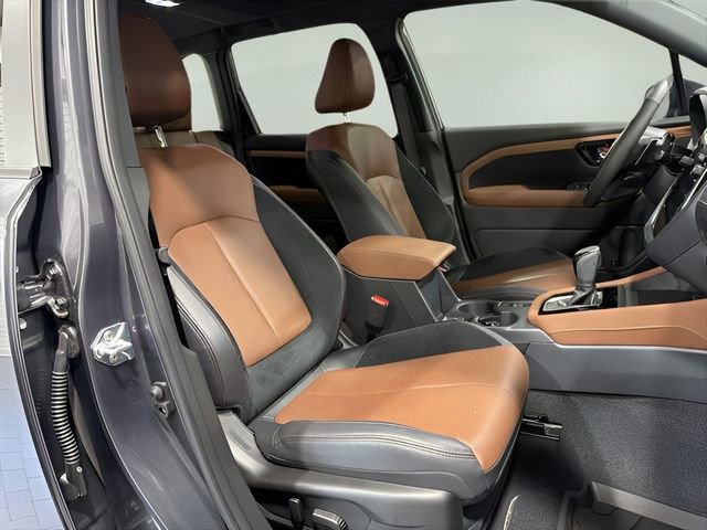 Certified 2025 Subaru Forester Touring w/ Protection Package AWD/4WD image 15