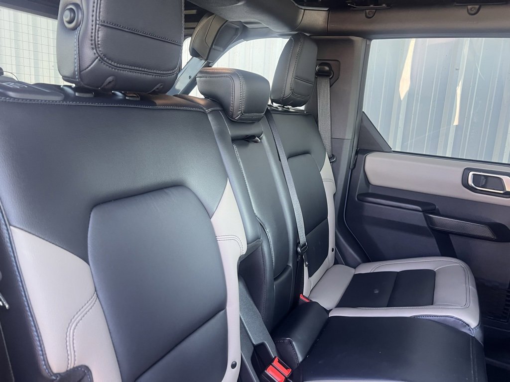 Used 2024 Ford Bronco Wildtrak image 36