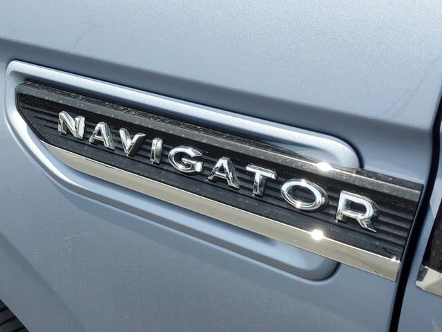 Certified 2022 Lincoln Navigator Black Label AWD/4WD image 8