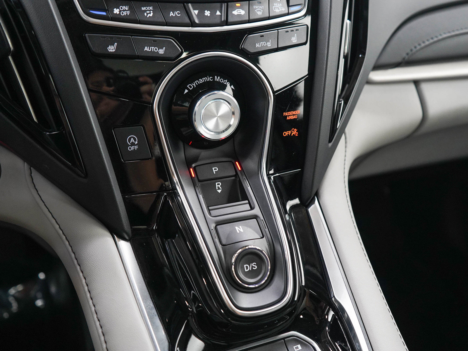 Used 2020 Acura RDX w/ Technology Package AWD/4WD image 23