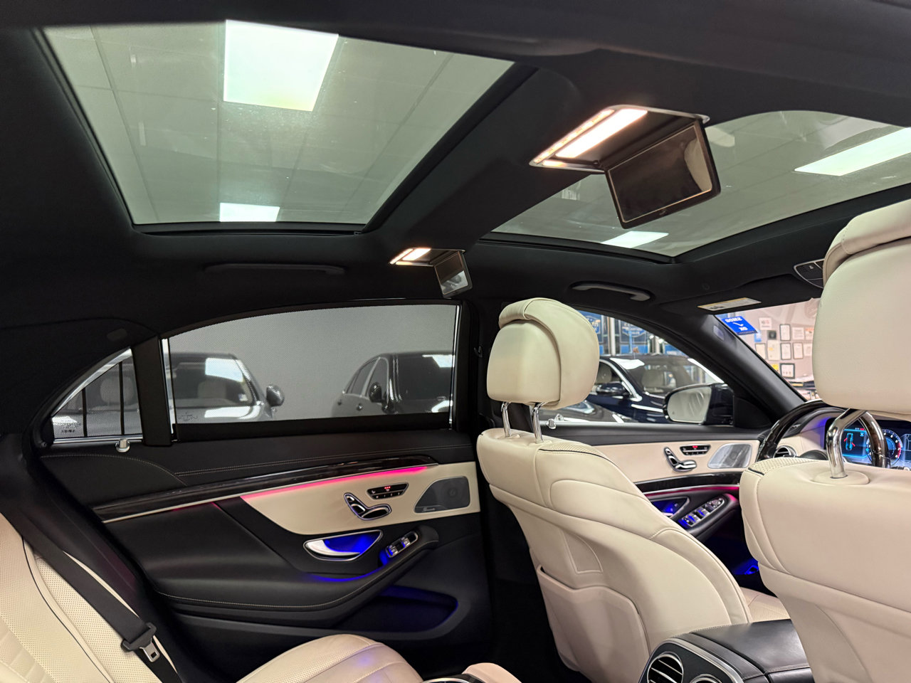 Used 2018 Mercedes-Benz S 560 S560 4MATIC image 29