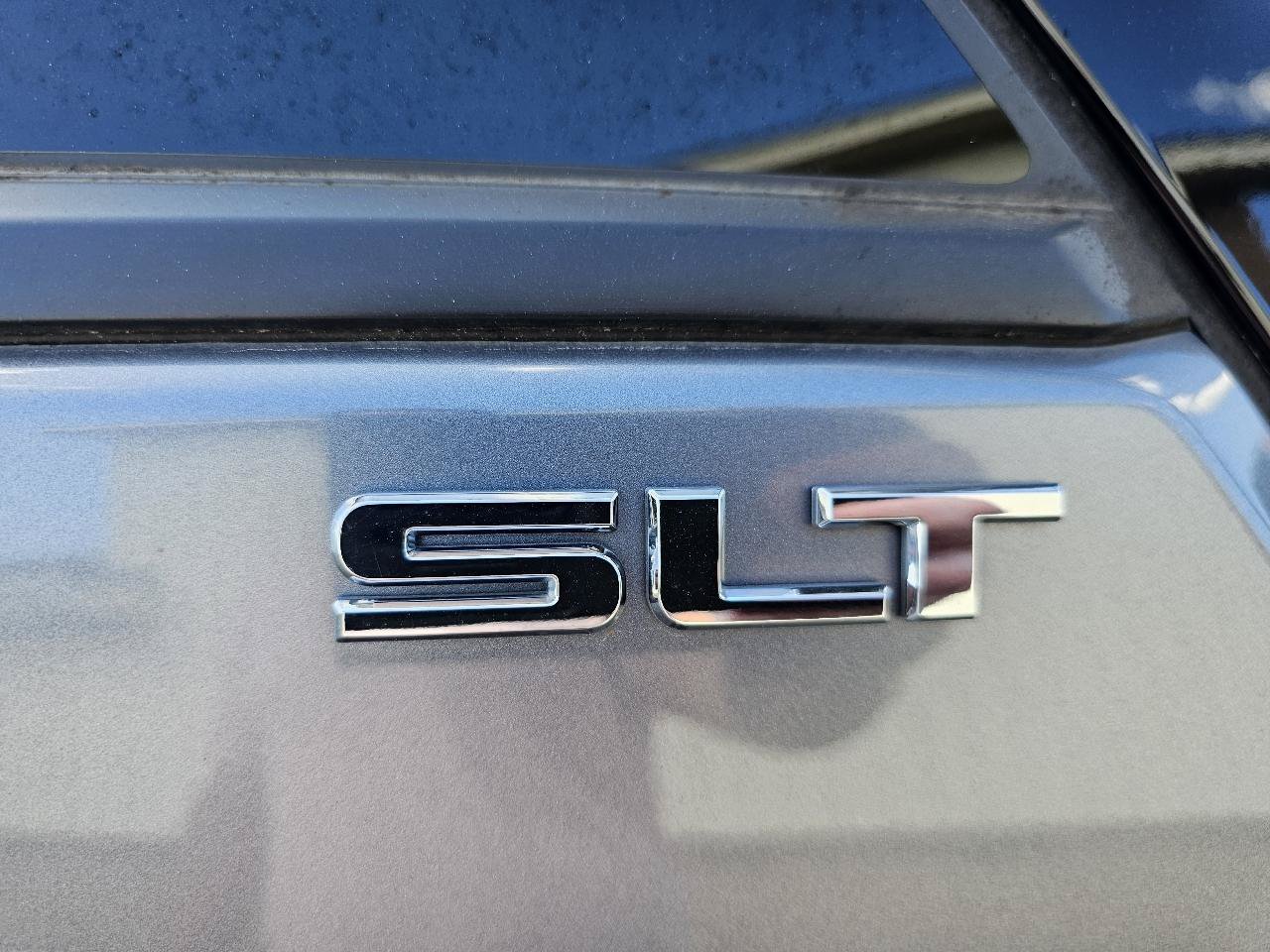 Used 2021 GMC Terrain SLT AWD/4WD image 33