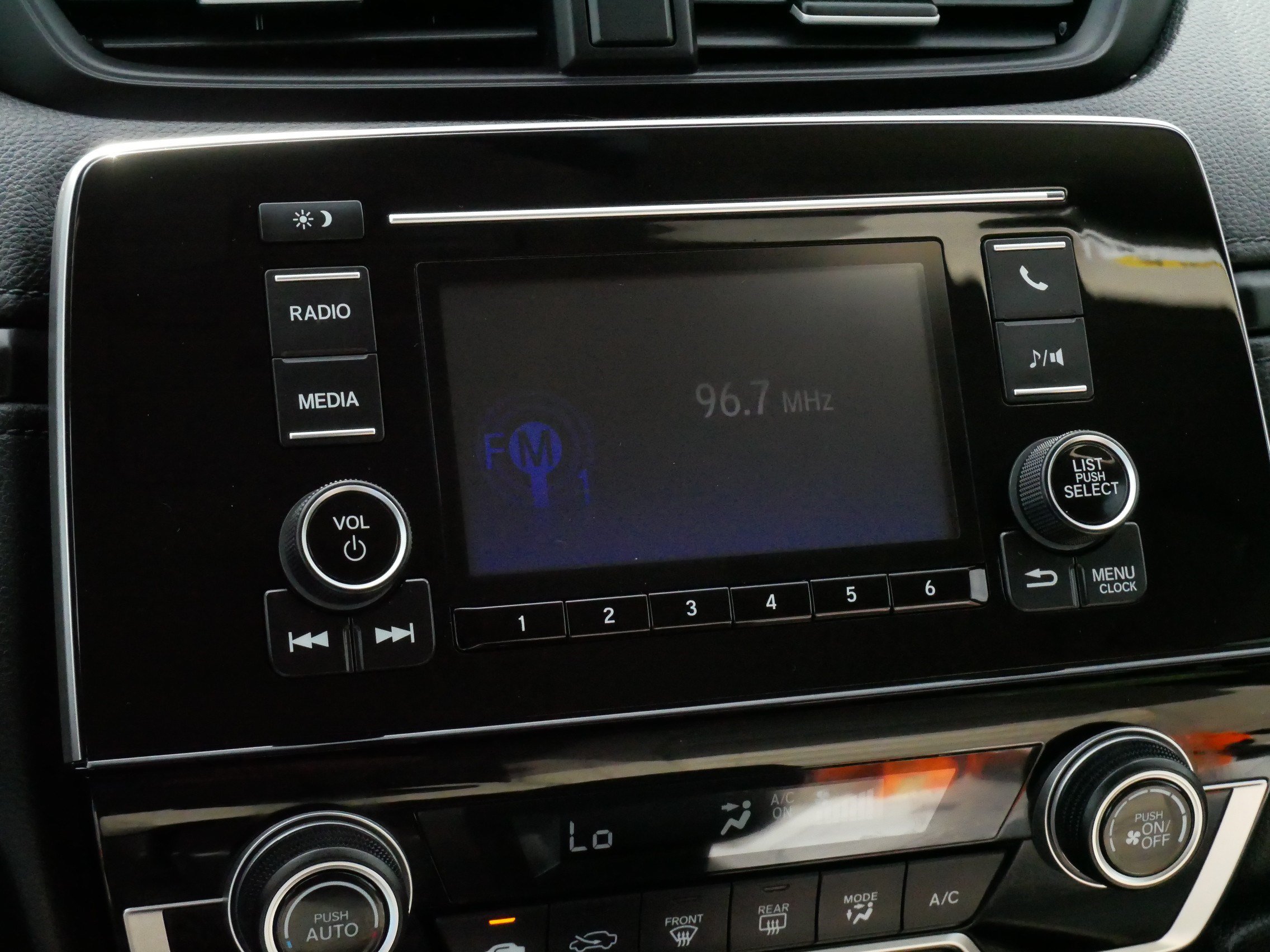 Certified 2019 Honda CR-V LX image 22