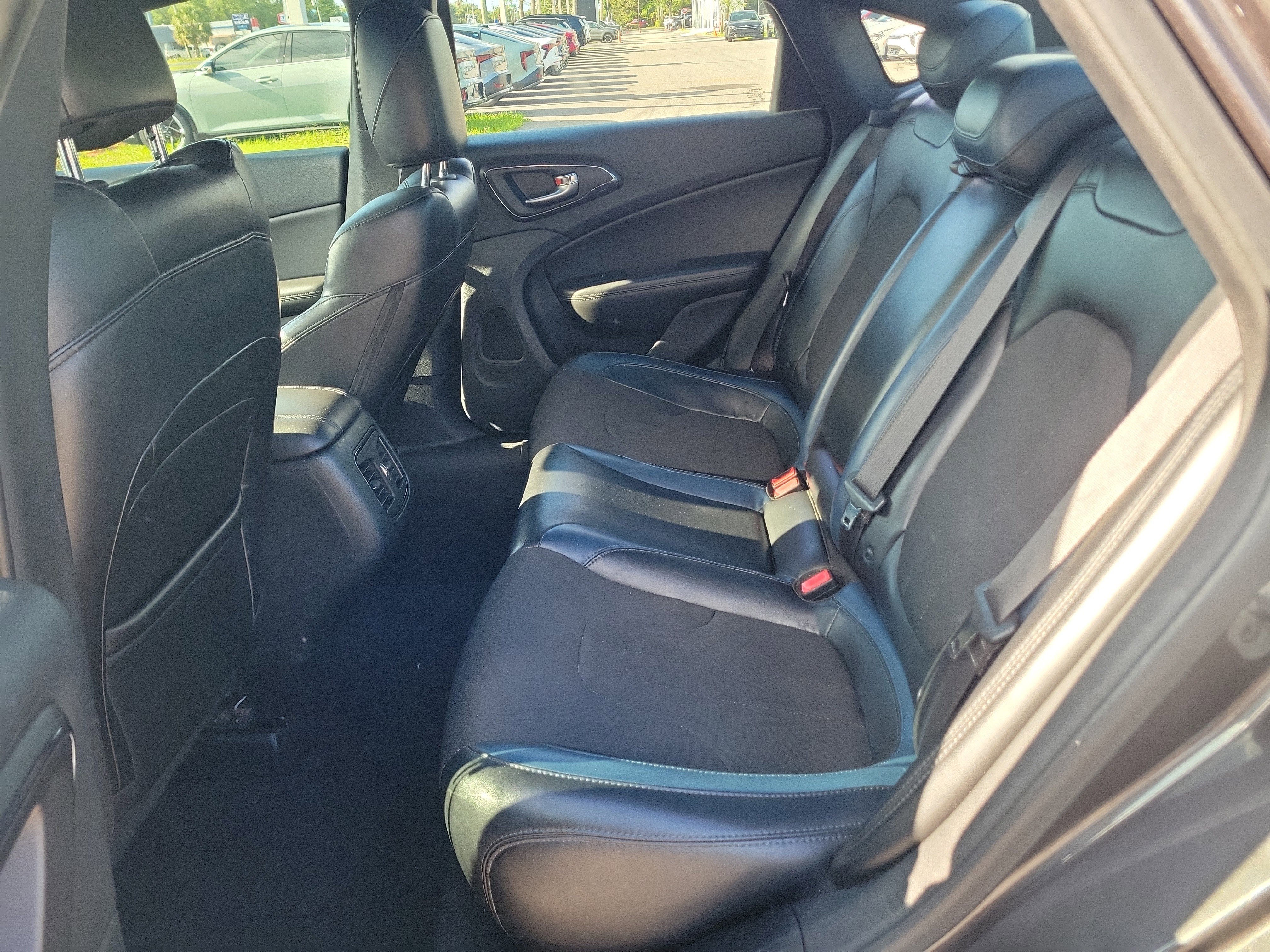 Used 2015 Chrysler 200 S w/ Navigation & Sound Group I FWD image 14