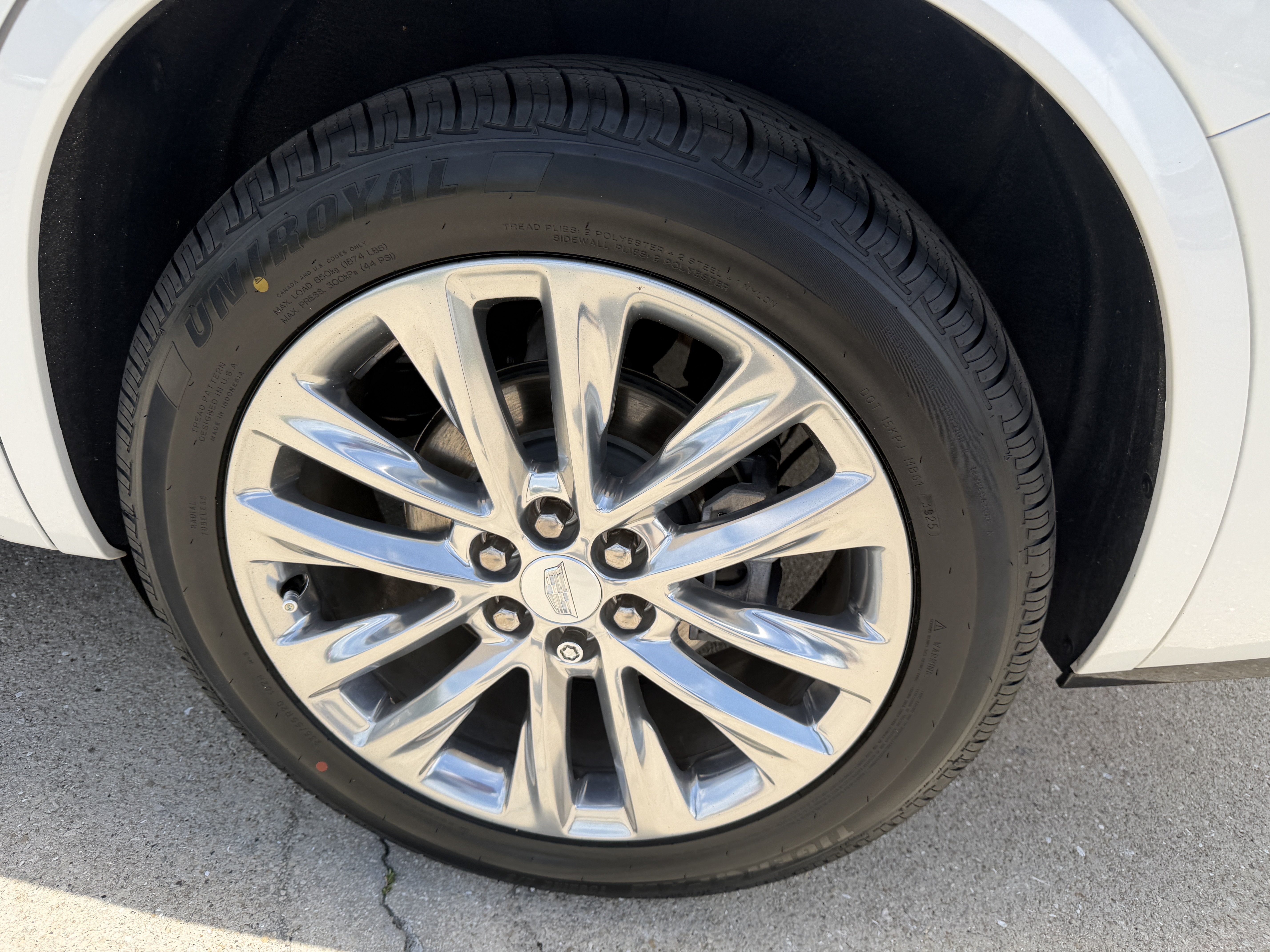 Certified 2023 Cadillac XT6 Premium Luxury w/ Platinum Package FWD image 32
