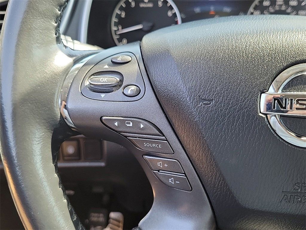 Used 2022 Nissan Murano Platinum w/ Cargo Package image 4