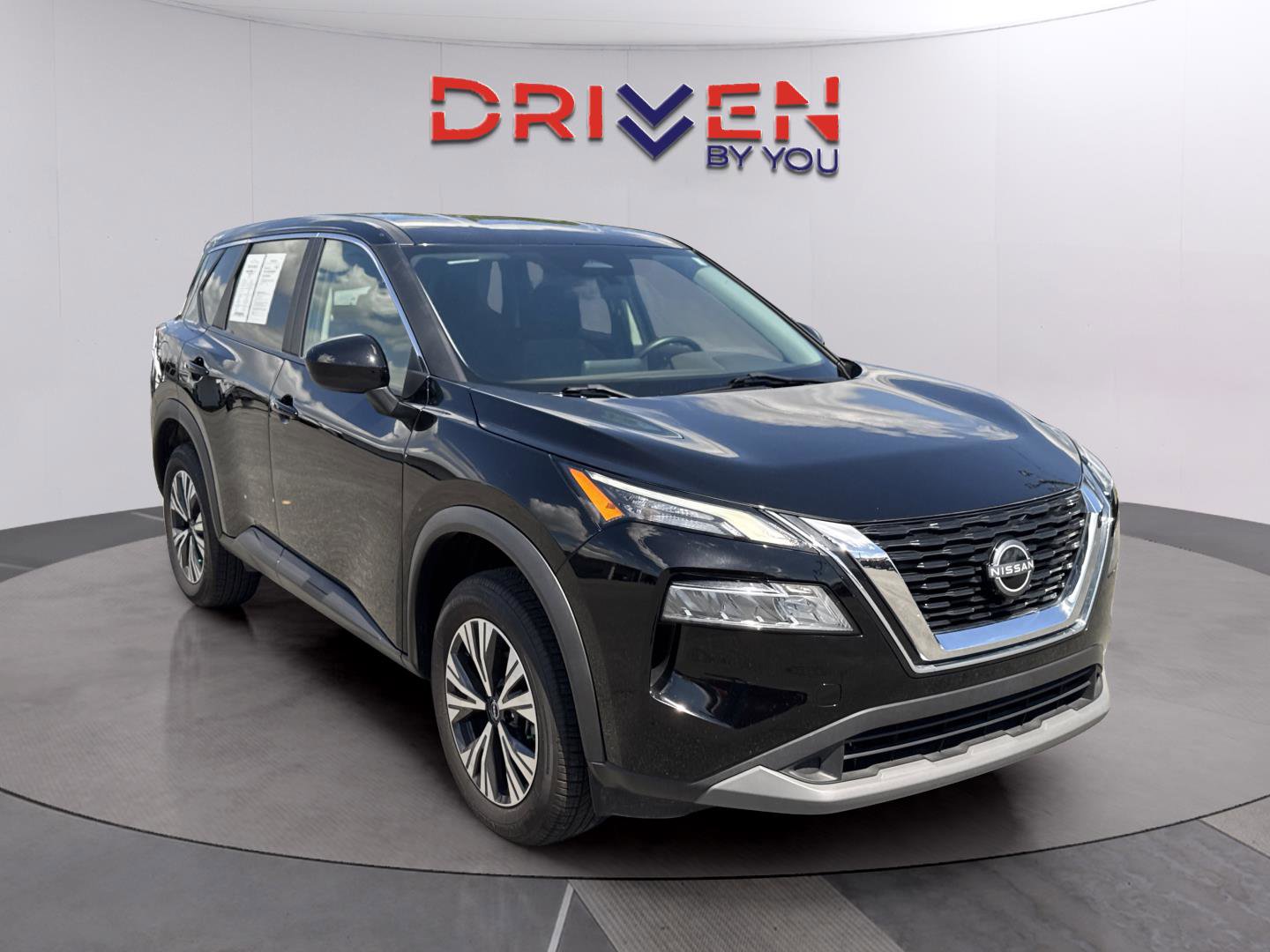 Used 2023 Nissan Rogue SV FWD image 7