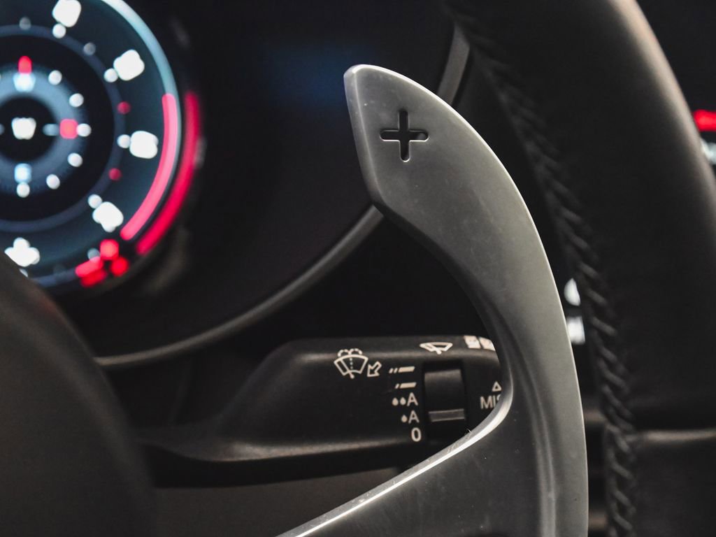 Used 2024 Alfa Romeo Giulia Veloce image 31