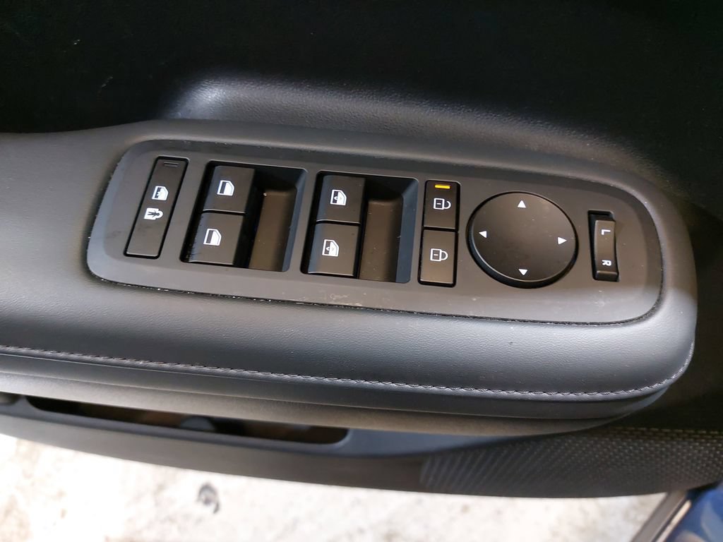 Used 2025 Hyundai Santa Fe SEL AWD/4WD image 29