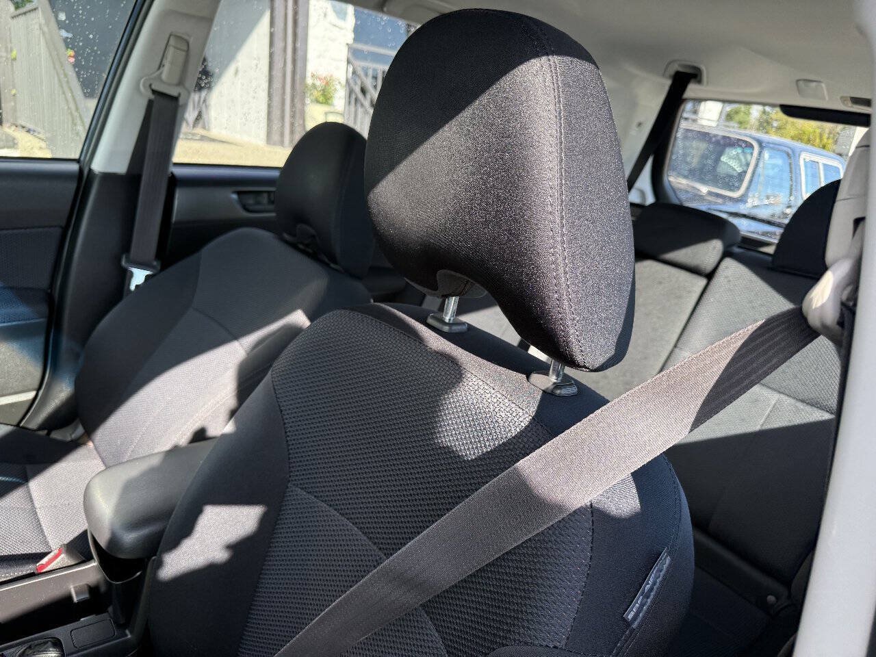 Used 2011 Subaru Forester 2.5X AWD/4WD image 14