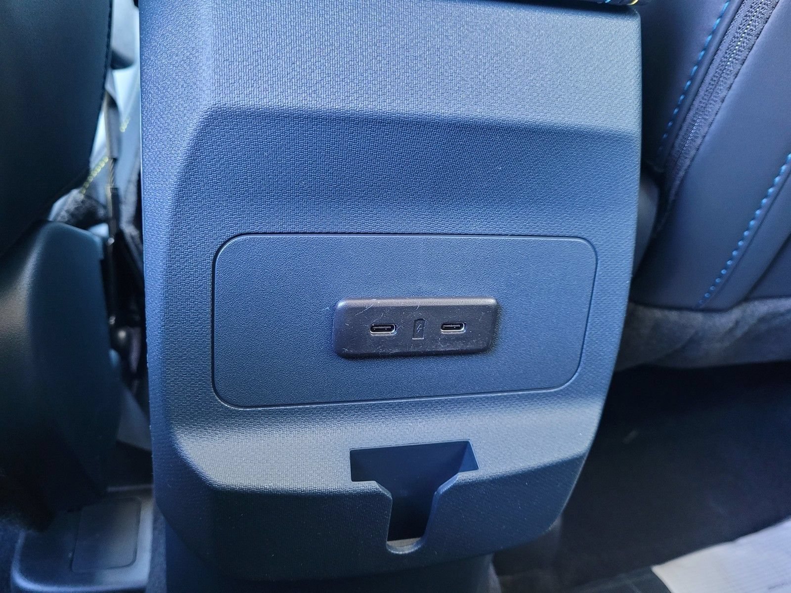 New 2026 Ford Maverick Lobo AWD/4WD image 9