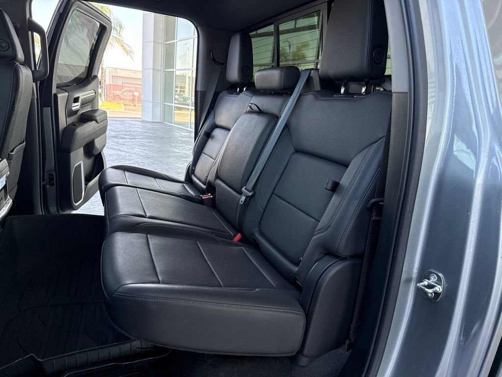 Used 2023 GMC Sierra 1500 Elevation w/ Elevation Premium Package AWD/4WD image 13