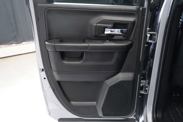 Used 2022 RAM 1500 Classic Warlock AWD/4WD image 35