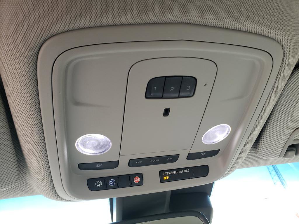 Used 2013 Cadillac XTS Premium image 26