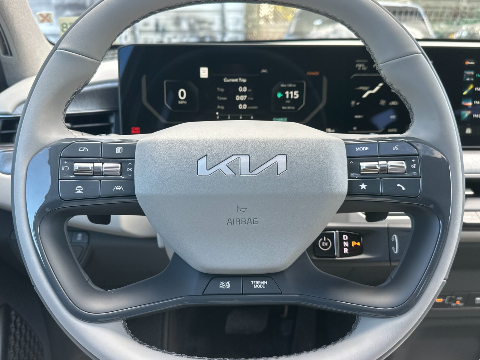New 2026 Kia EV9 Wind AWD/4WD image 25