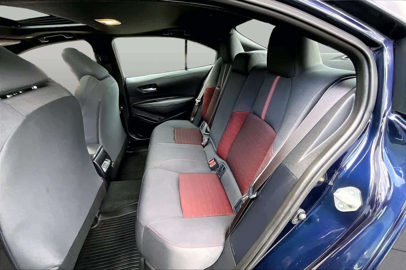 Certified 2025 Toyota Corolla SE w/ SE Premium Package FWD image 20