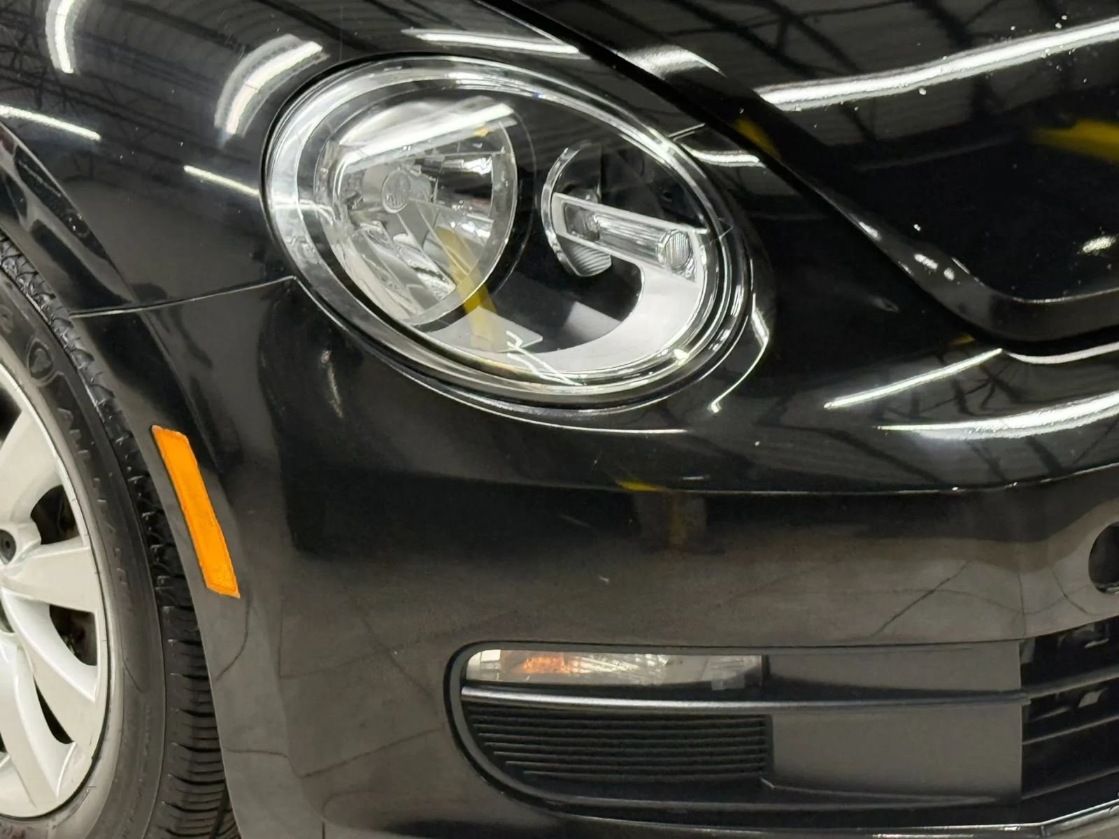 Used 2014 Volkswagen Beetle 1.8T FWD image 6