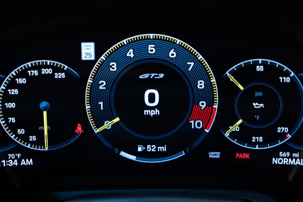 Used 2026 Porsche 911 GT3 RWD image 25