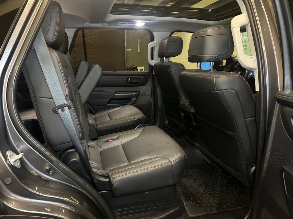 Used 2023 Toyota Sequoia TRD Pro AWD/4WD image 17