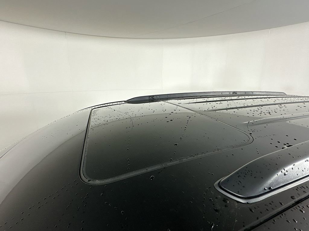 Certified 2025 Jeep Grand Cherokee L Laredo w/ Trailer Tow Package image 23