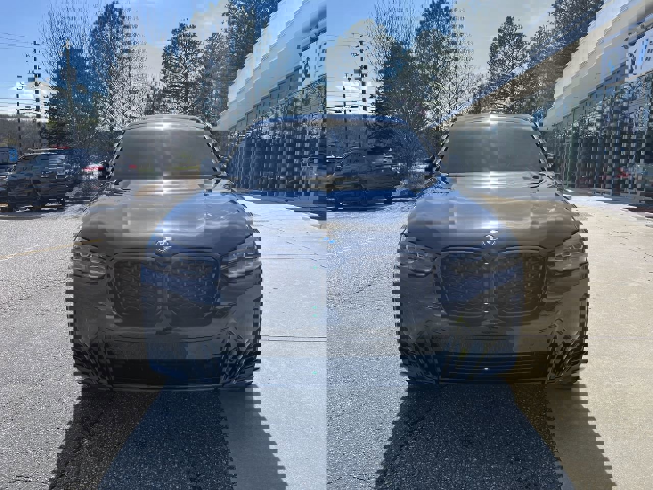 Certified 2025 BMW X4 xDrive30i image 3