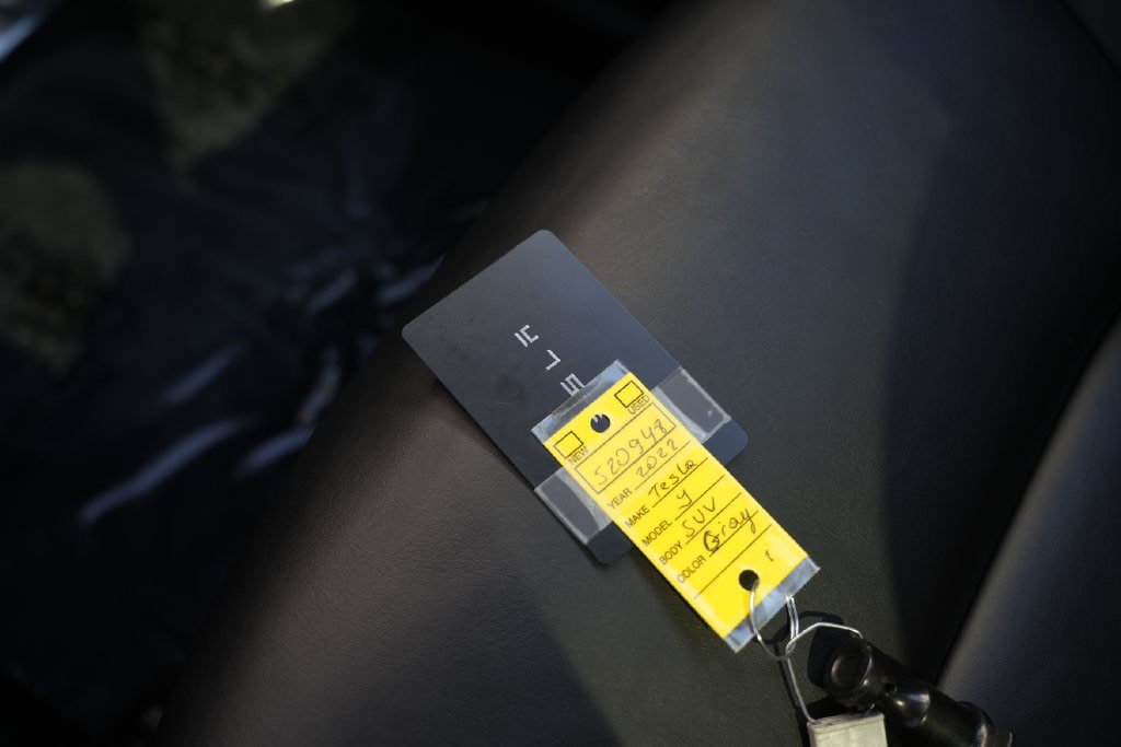 Used 2022 Tesla Model Y Long Range AWD/4WD image 57