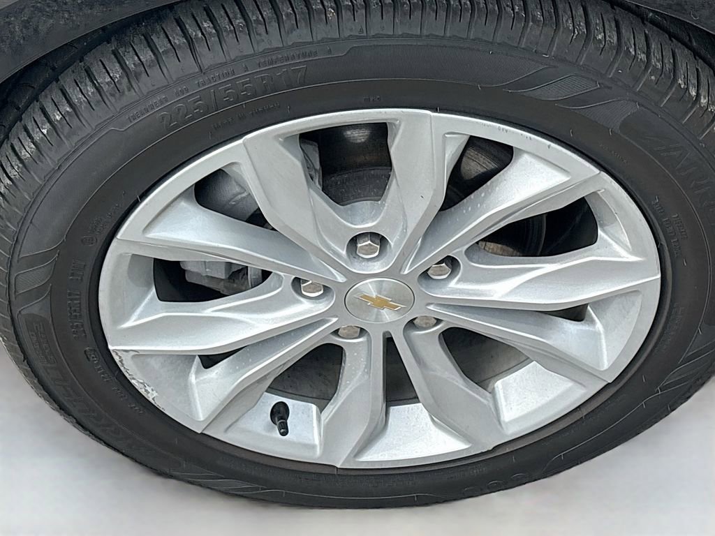 Used 2024 Chevrolet Malibu LT FWD image 31