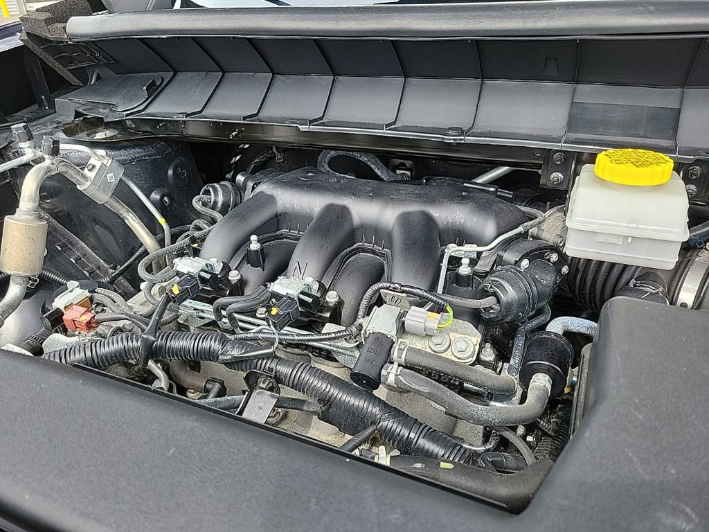 Used 2025 Nissan Pathfinder SL AWD/4WD image 41