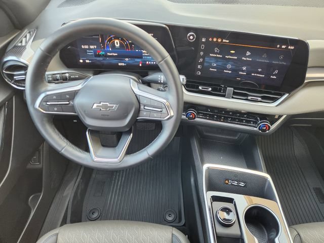 Used 2026 Chevrolet Equinox LT w/ Convenience Package II FWD image 28