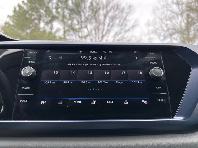 Used 2022 Volkswagen Taos SE image 15