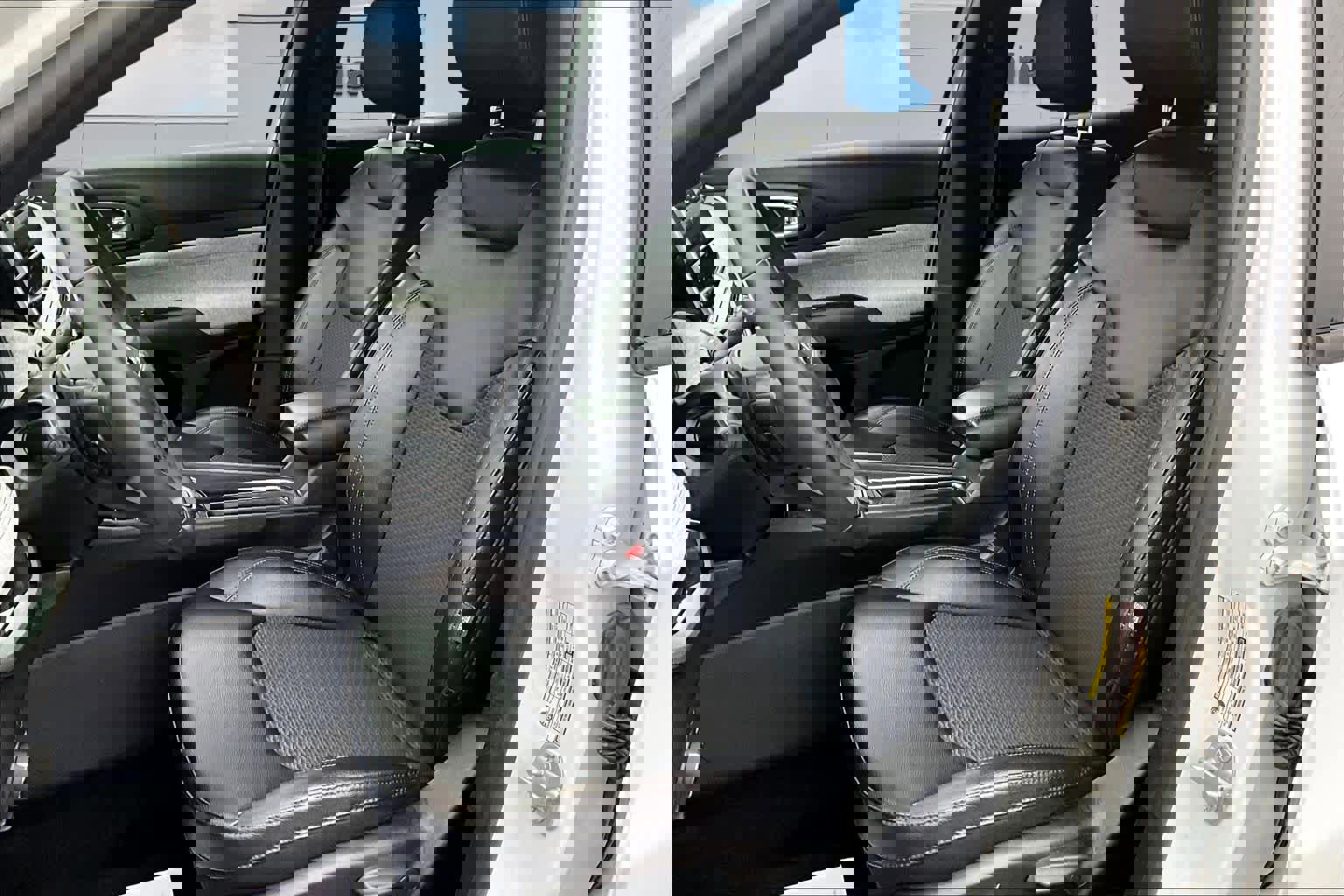 Used 2024 Jeep Compass Latitude image 15