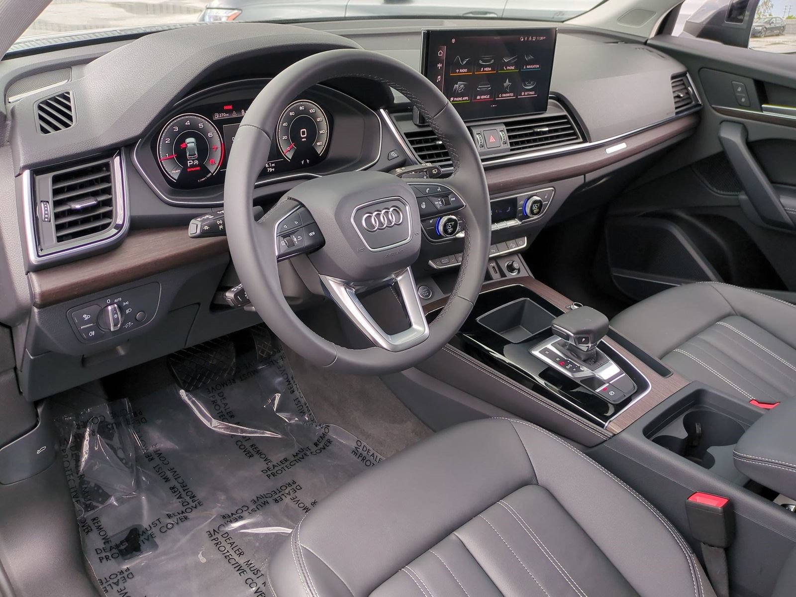 Used 2023 Audi Q5 2.0T Premium Plus w/ Premium Plus Package AWD/4WD image 15