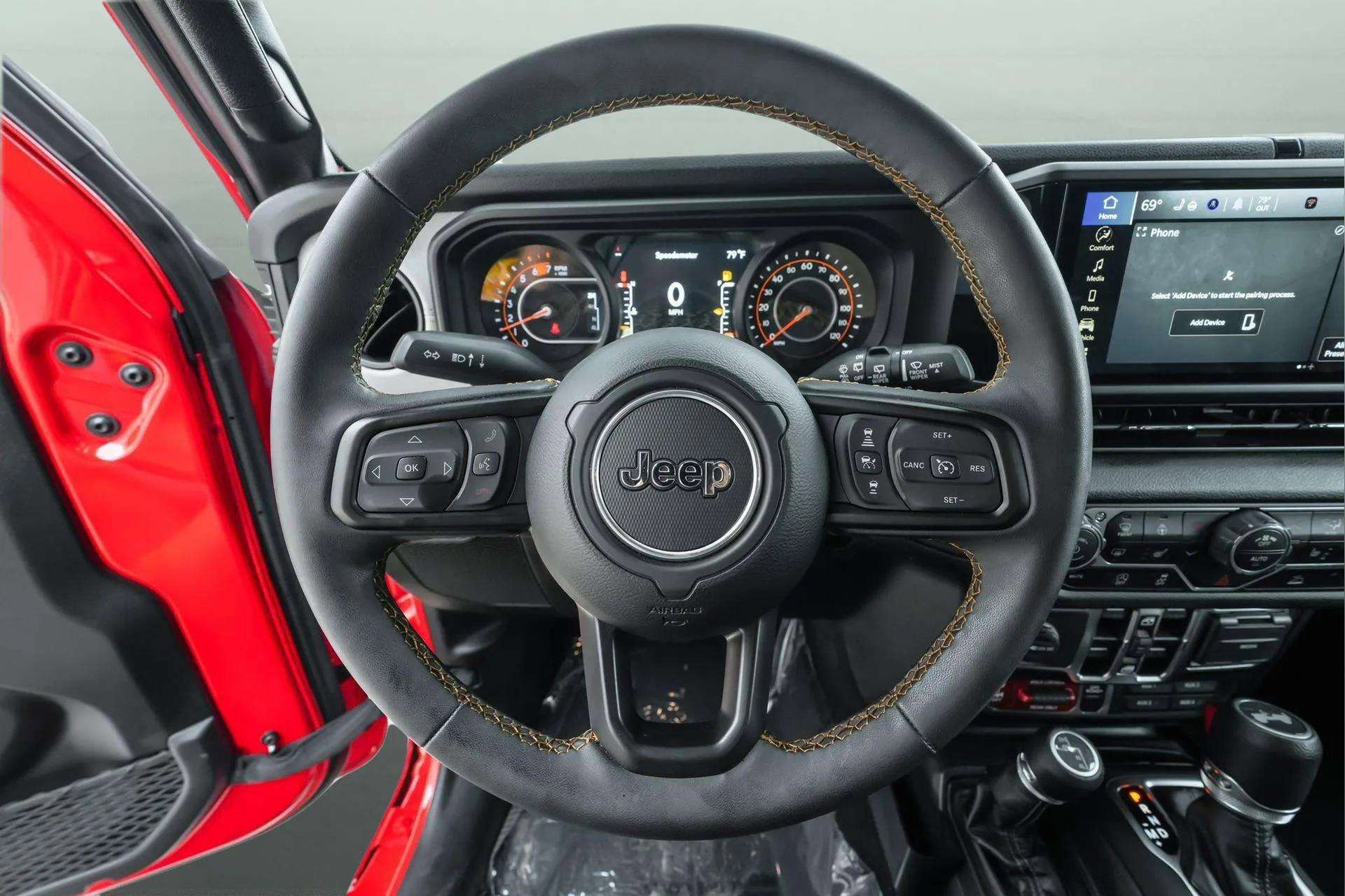 Used 2024 Jeep Wrangler Willys image 12