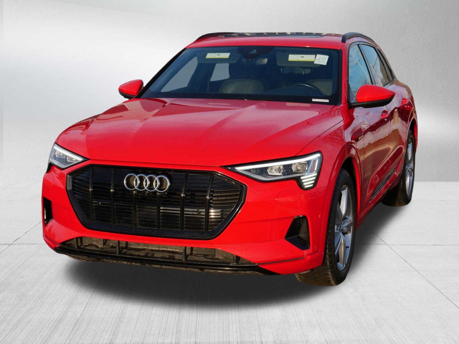 Used 2022 Audi e-tron Premium w/ Convenience Plus Package video 2