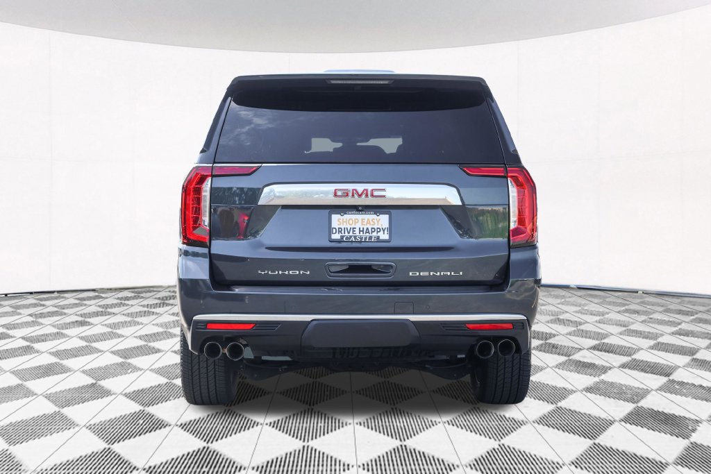 Used 2022 GMC Yukon XL Denali AWD/4WD image 14