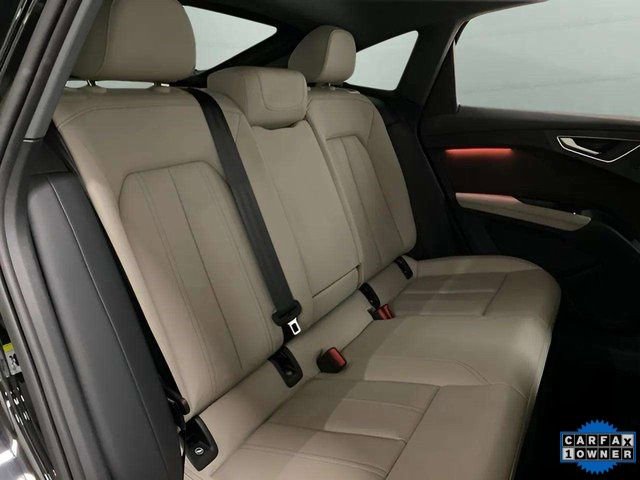 Used 2024 Audi Q4 e-tron Premium Plus w/ Premium Plus image 81