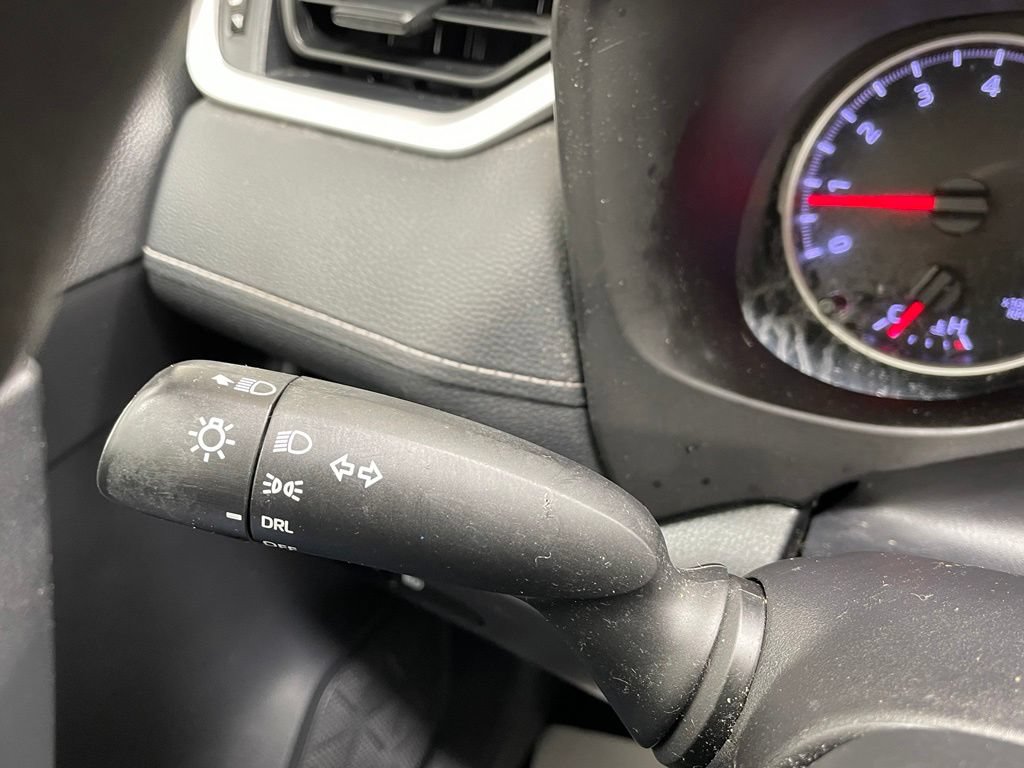 Used 2019 Toyota RAV4 LE w/ All Weather Liner Package AWD/4WD image 28