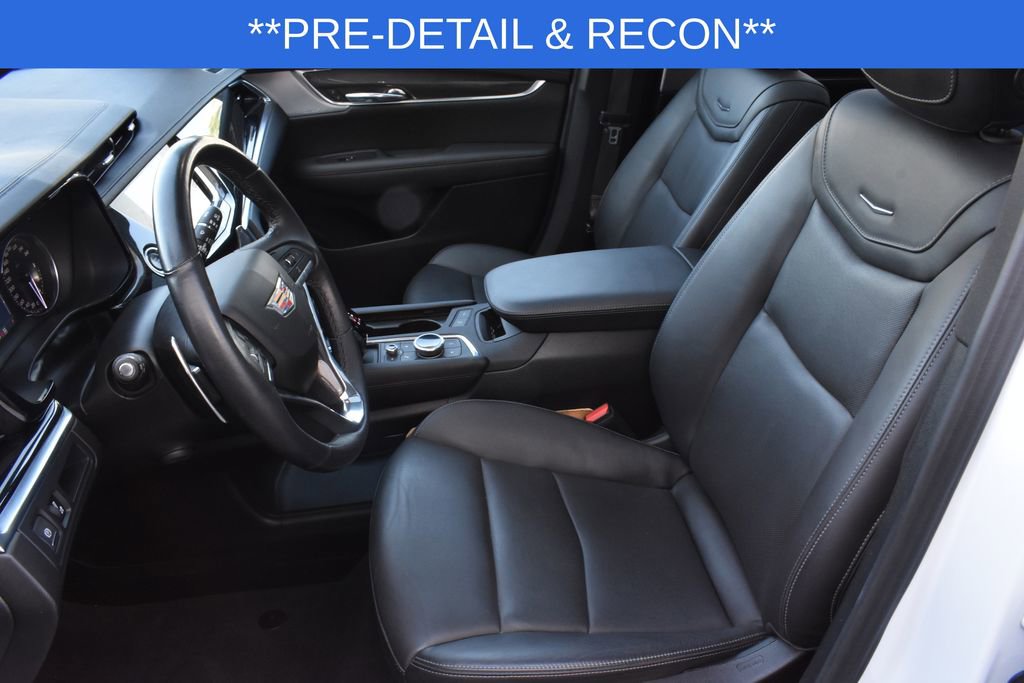 Used 2024 Cadillac XT6 Sport w/ LPO, Floor Liner Package AWD/4WD image 14