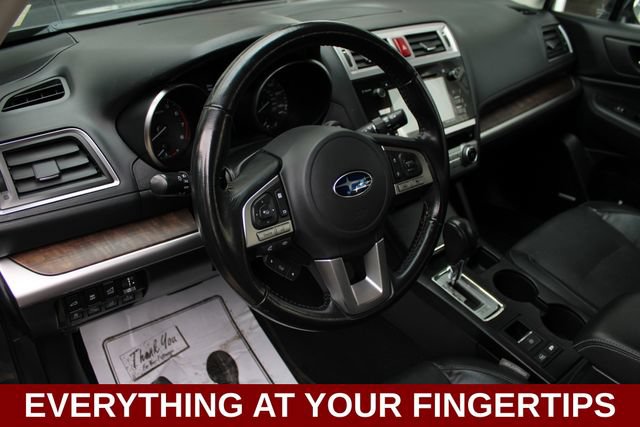 Used 2016 Subaru Outback 2.5i Limited AWD/4WD image 2