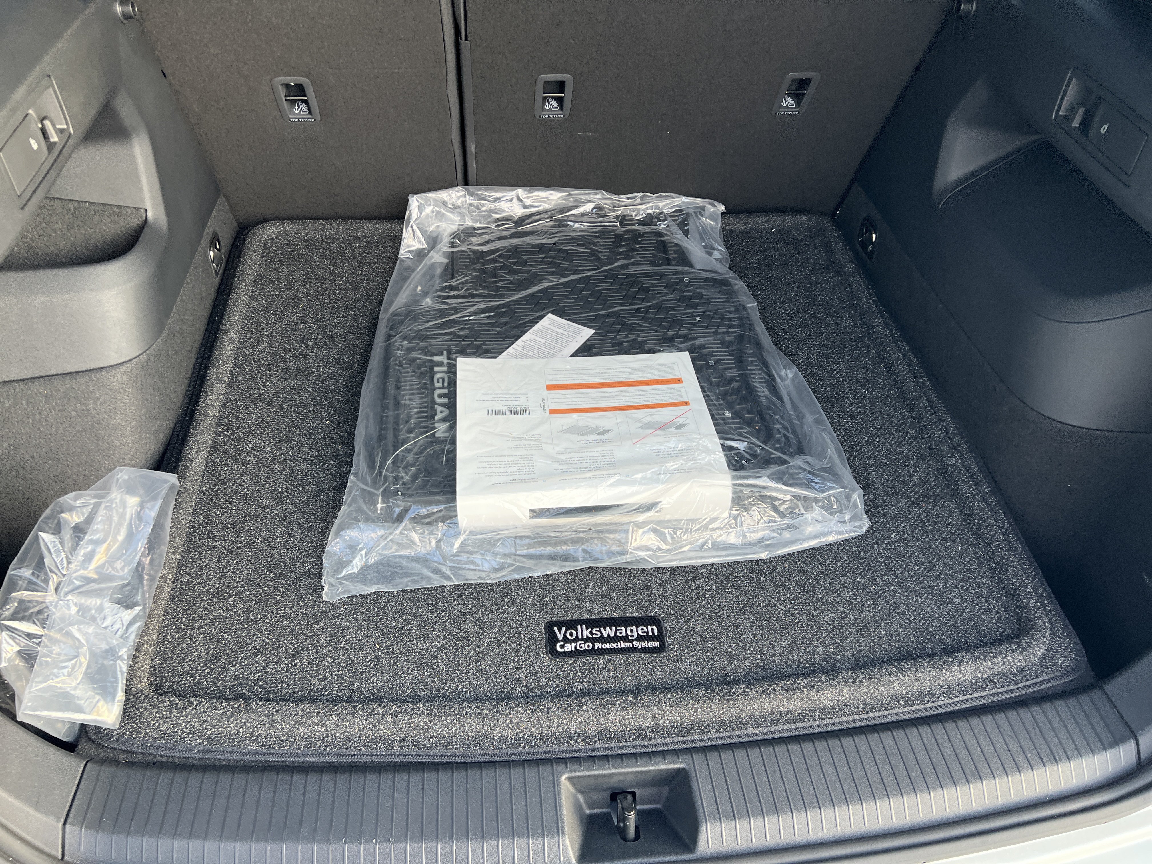 Certified 2026 Volkswagen Tiguan SE R-Line FWD image 28