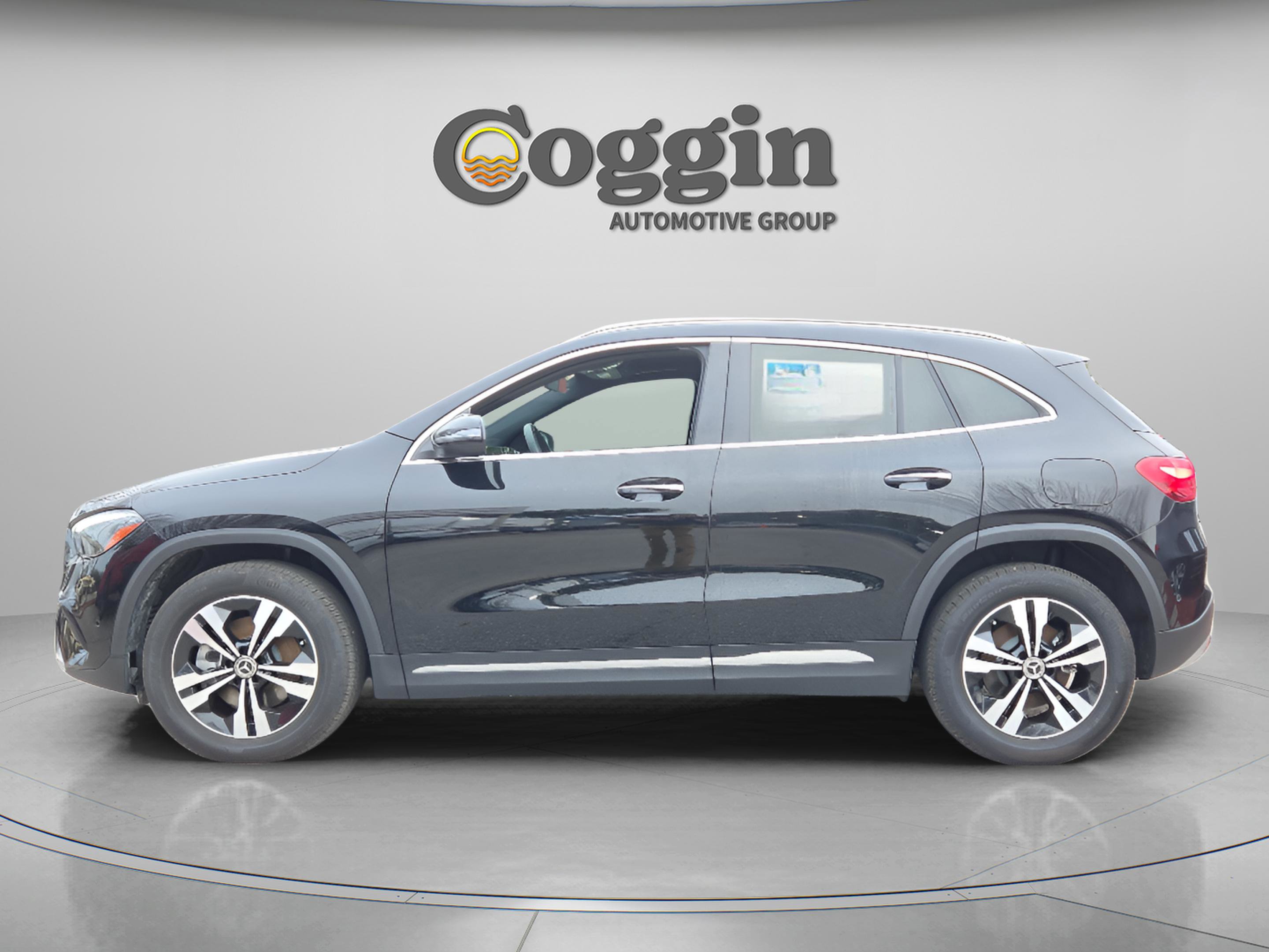 Used 2025 Mercedes-Benz GLA 250 image 4
