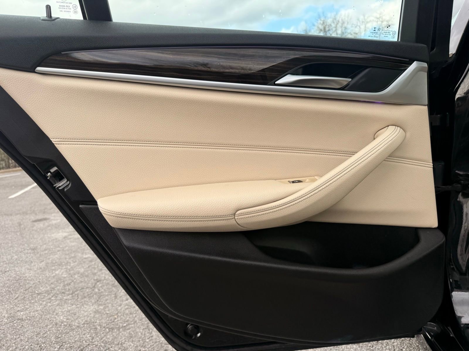 Used 2019 BMW 540i xDrive w/ Convenience Package AWD/4WD image 29