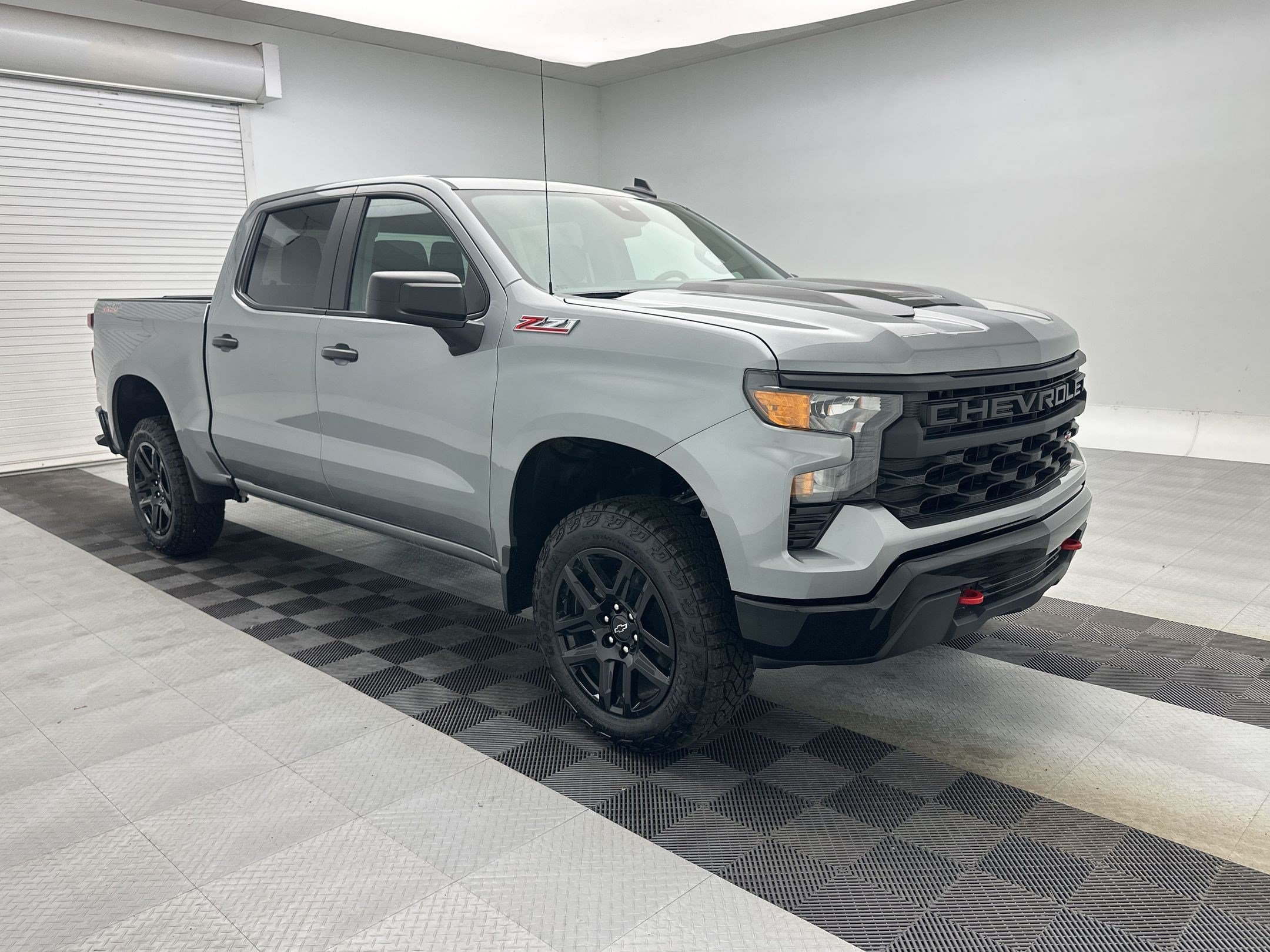 New 2026 Chevrolet Silverado 1500 Custom Trail Boss w/ LPO, Dark Essentials Package AWD/4WD image 7