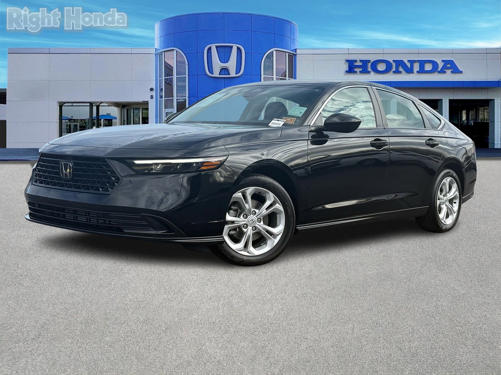 Used 2024 Honda Accord LX image 2