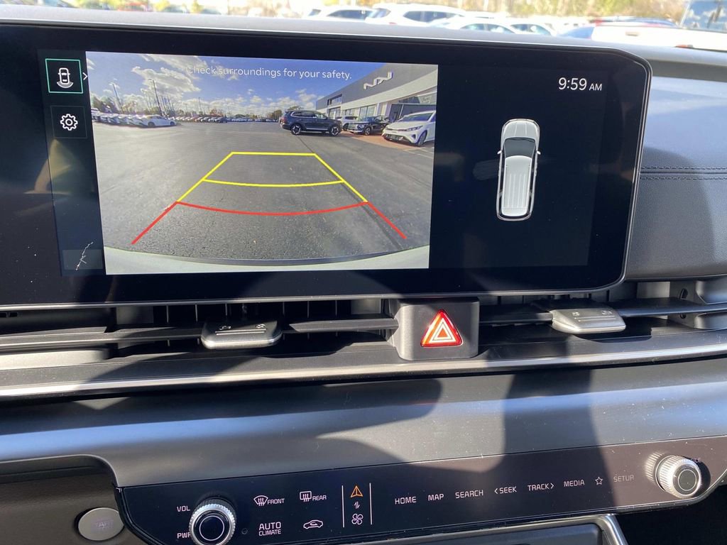 New 2026 Kia Carnival LX image 11