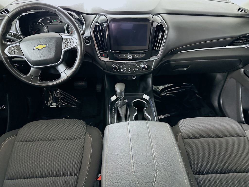 Used 2021 Chevrolet Traverse LT FWD image 19