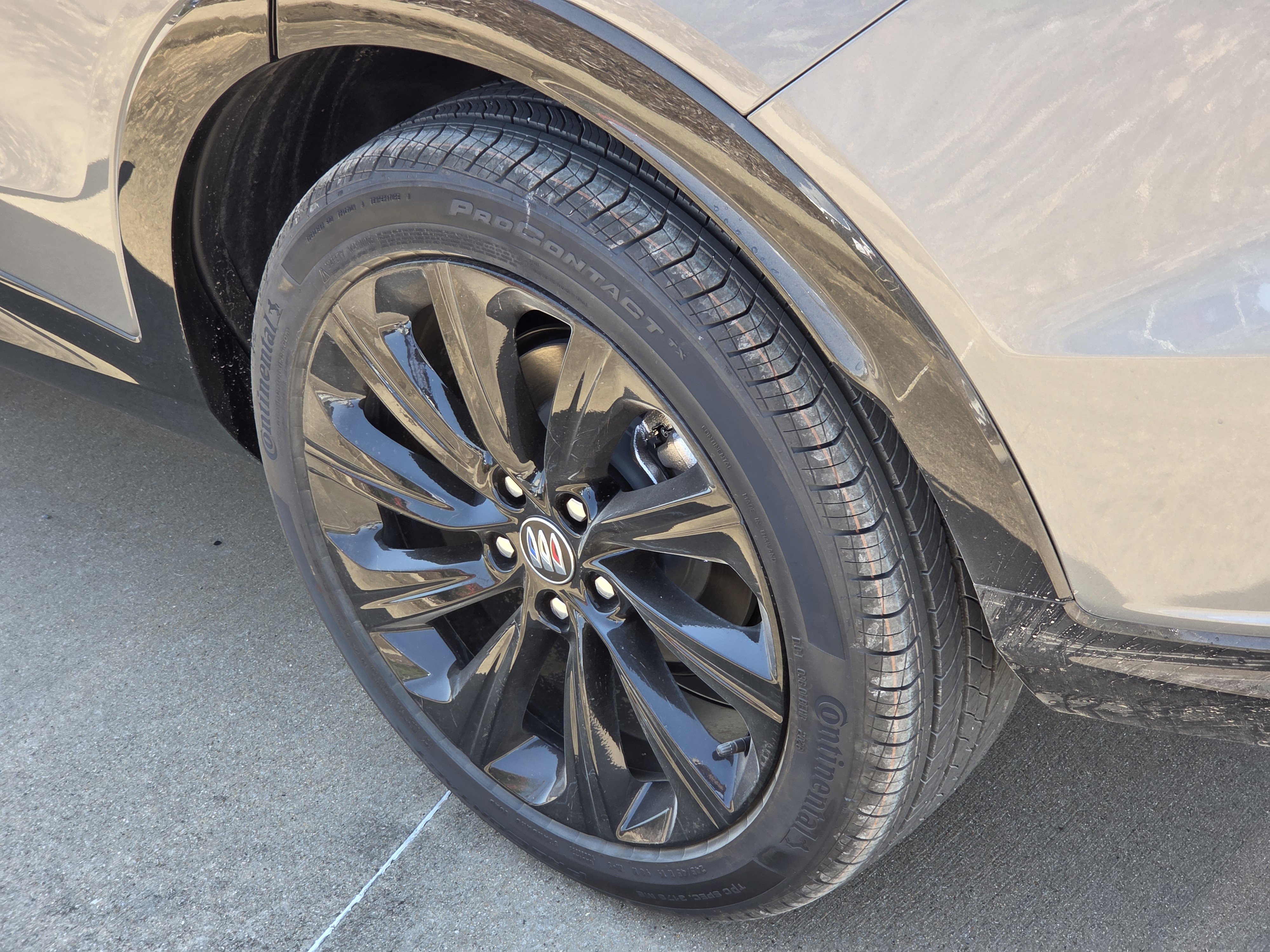 New 2026 Buick Envista Sport Touring w/ Convenience I Package FWD image 5
