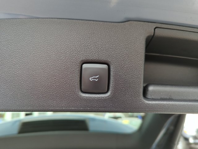 Certified 2024 Ford Escape Active AWD/4WD image 21