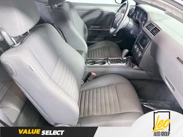 Used 2013 Dodge Challenger SXT RWD image 18